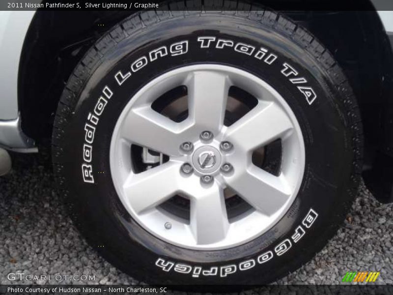 Silver Lightning / Graphite 2011 Nissan Pathfinder S
