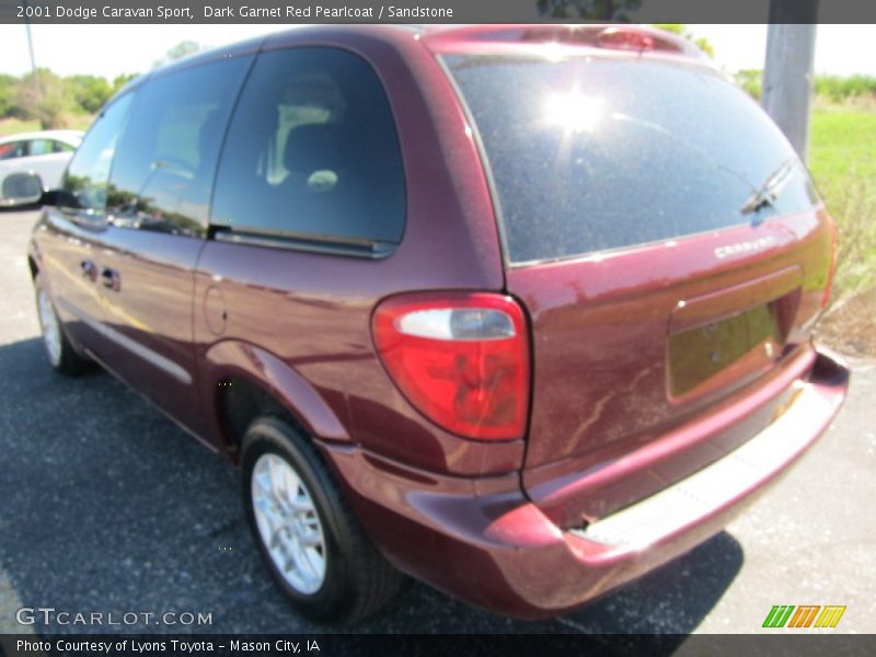 Dark Garnet Red Pearlcoat / Sandstone 2001 Dodge Caravan Sport