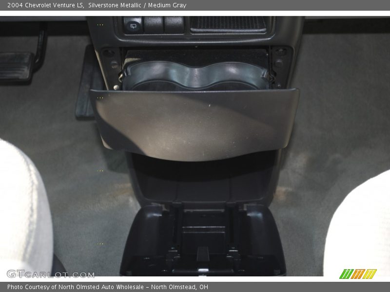 Silverstone Metallic / Medium Gray 2004 Chevrolet Venture LS