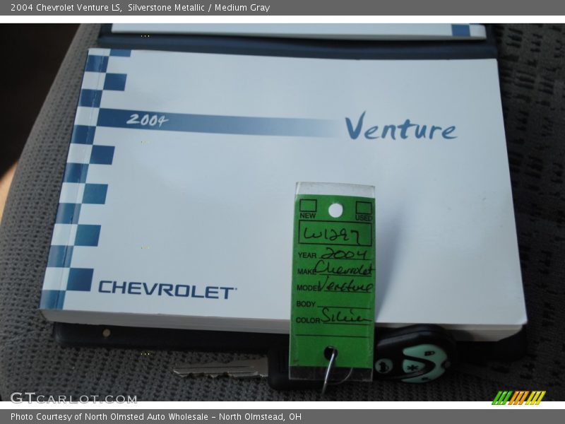 Silverstone Metallic / Medium Gray 2004 Chevrolet Venture LS