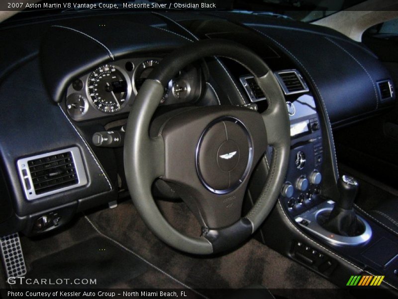  2007 V8 Vantage Coupe Steering Wheel