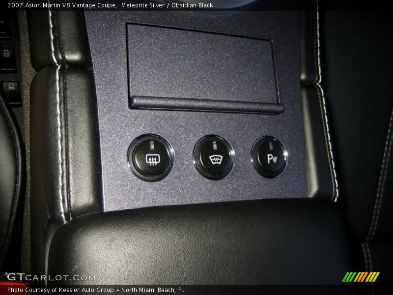 Controls of 2007 V8 Vantage Coupe