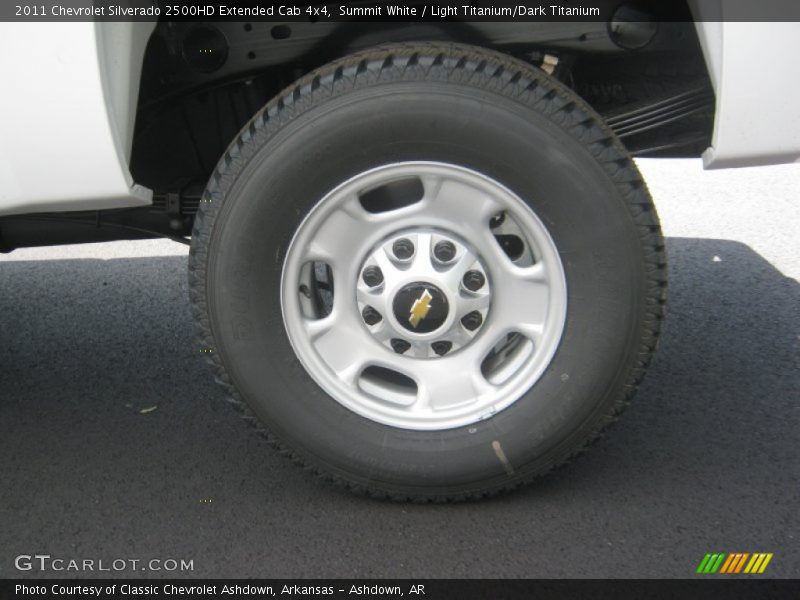 Summit White / Light Titanium/Dark Titanium 2011 Chevrolet Silverado 2500HD Extended Cab 4x4
