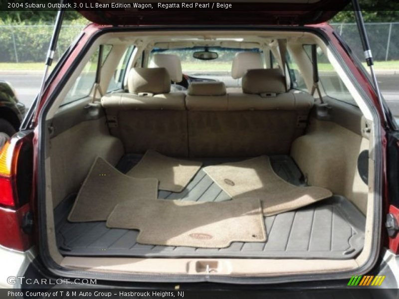  2004 Outback 3.0 L.L.Bean Edition Wagon Trunk