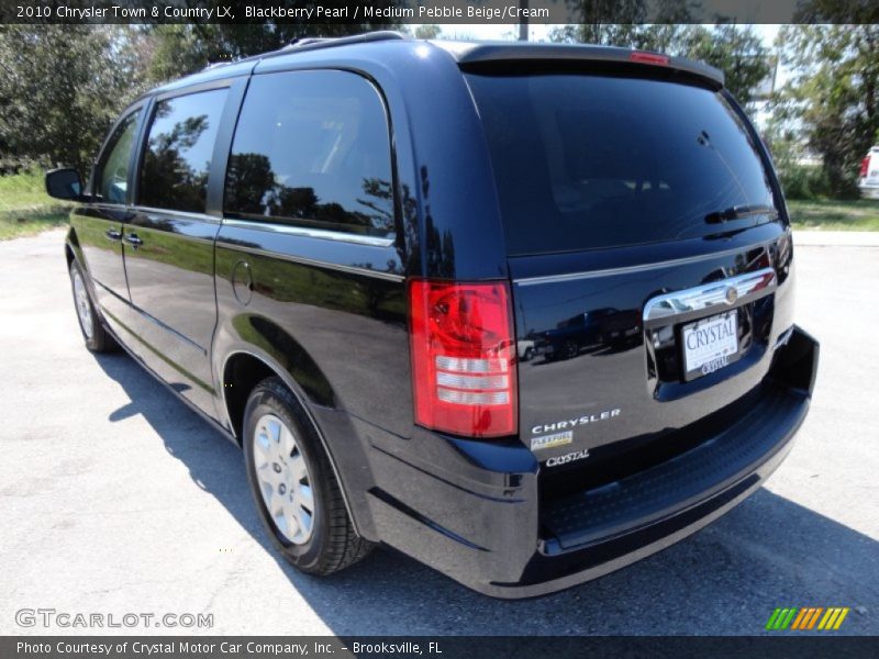 Blackberry Pearl / Medium Pebble Beige/Cream 2010 Chrysler Town & Country LX