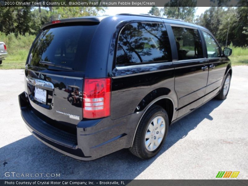 Blackberry Pearl / Medium Pebble Beige/Cream 2010 Chrysler Town & Country LX