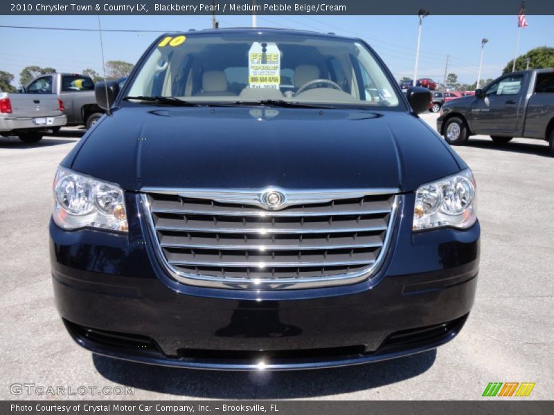 Blackberry Pearl / Medium Pebble Beige/Cream 2010 Chrysler Town & Country LX