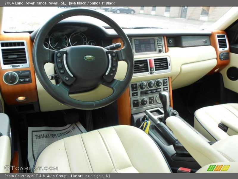 Dashboard of 2004 Range Rover HSE