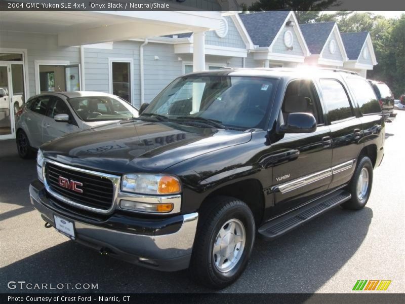 Onyx Black / Neutral/Shale 2004 GMC Yukon SLE 4x4