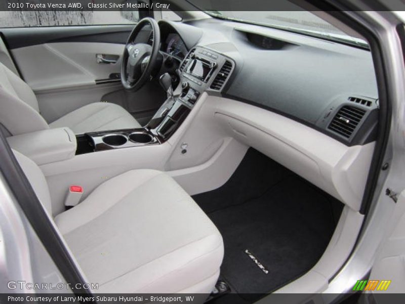  2010 Venza AWD Gray Interior