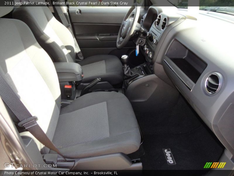  2011 Patriot Latitude Dark Slate Gray Interior