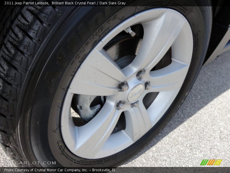 Brilliant Black Crystal Pearl / Dark Slate Gray 2011 Jeep Patriot Latitude