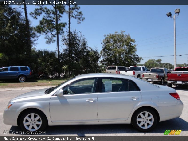 Silver Pine Mica / Light Gray 2005 Toyota Avalon XL