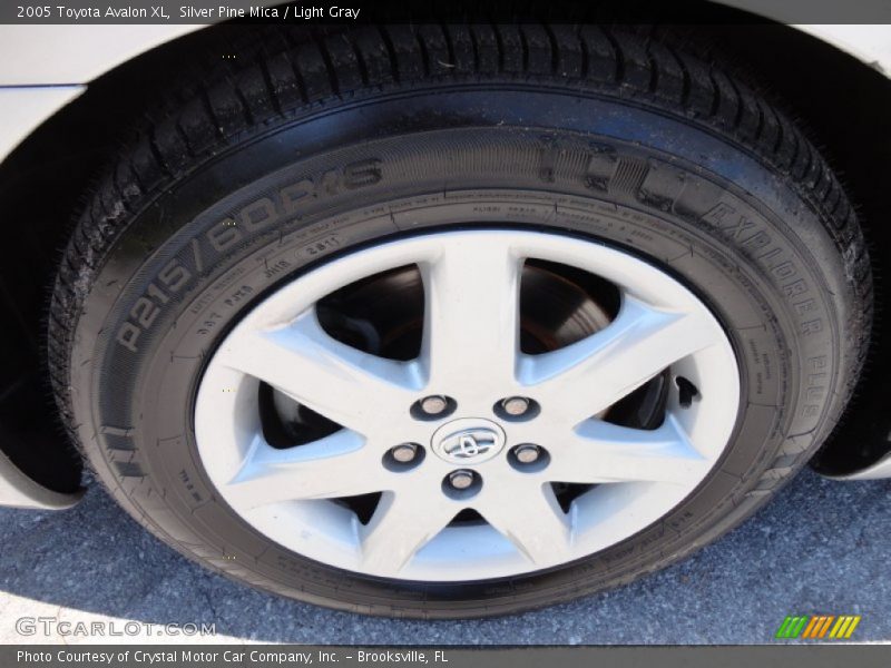 Silver Pine Mica / Light Gray 2005 Toyota Avalon XL