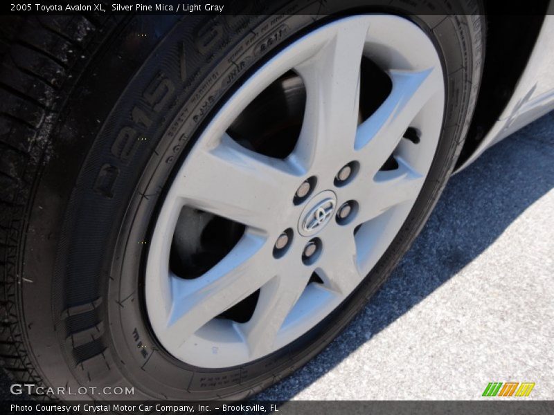 Silver Pine Mica / Light Gray 2005 Toyota Avalon XL