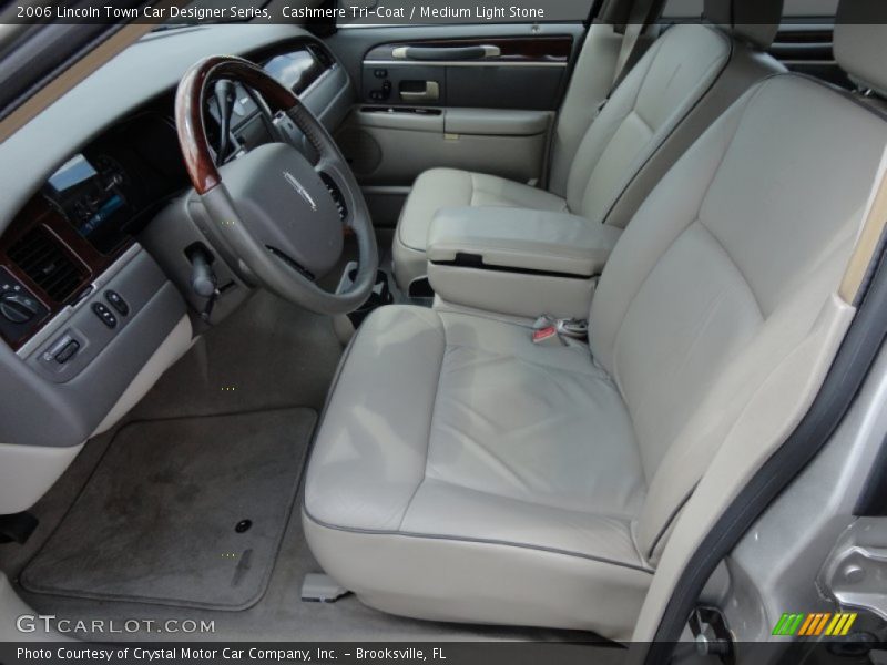  2006 Town Car Designer Series Medium Light Stone Interior