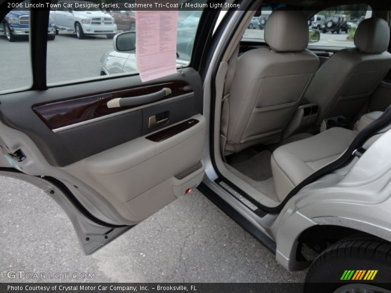 Cashmere Tri-Coat / Medium Light Stone 2006 Lincoln Town Car Designer Series