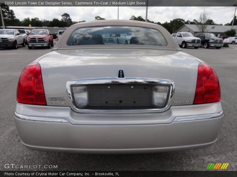 Cashmere Tri-Coat / Medium Light Stone 2006 Lincoln Town Car Designer Series