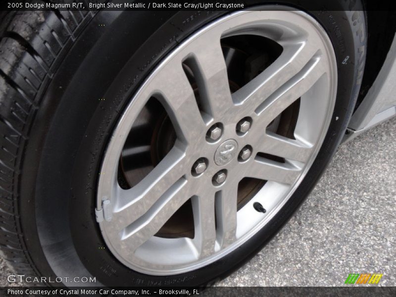 Bright Silver Metallic / Dark Slate Gray/Light Graystone 2005 Dodge Magnum R/T