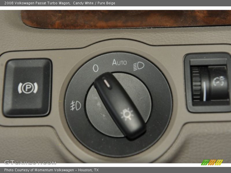 Candy White / Pure Beige 2008 Volkswagen Passat Turbo Wagon