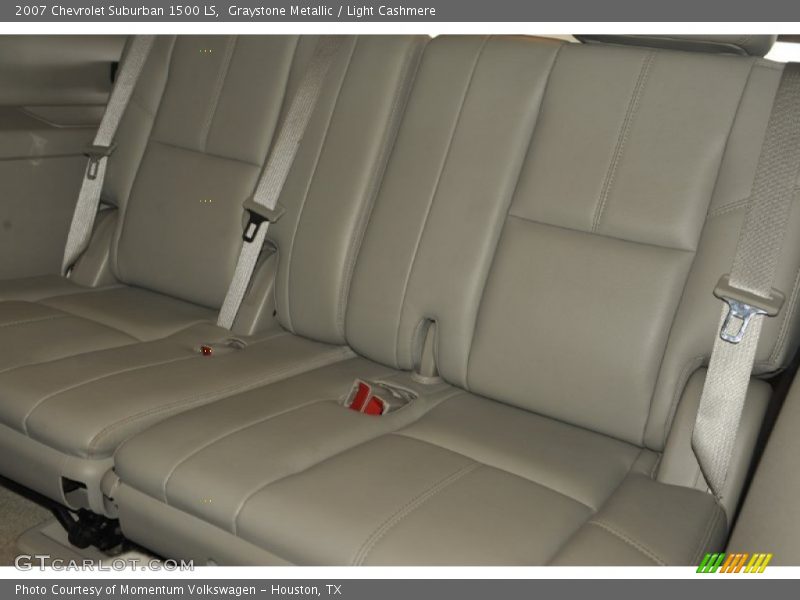 Graystone Metallic / Light Cashmere 2007 Chevrolet Suburban 1500 LS