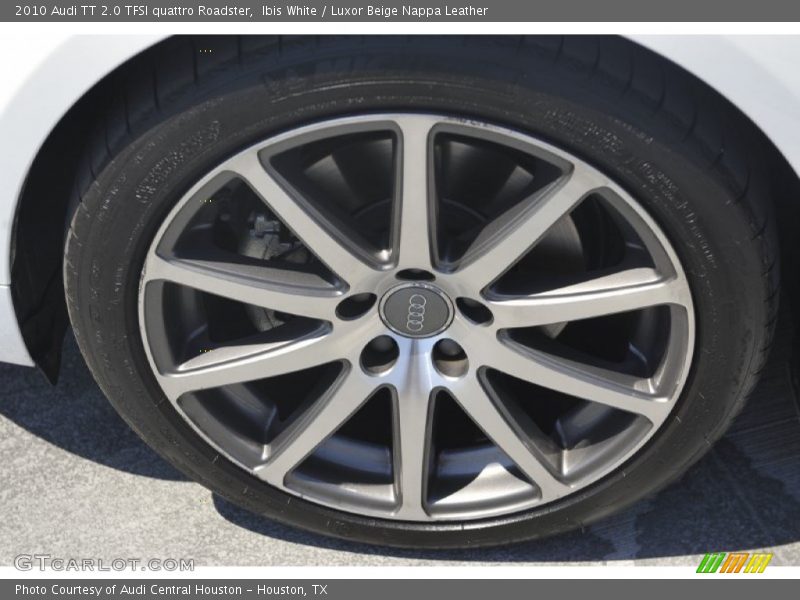  2010 TT 2.0 TFSI quattro Roadster Wheel