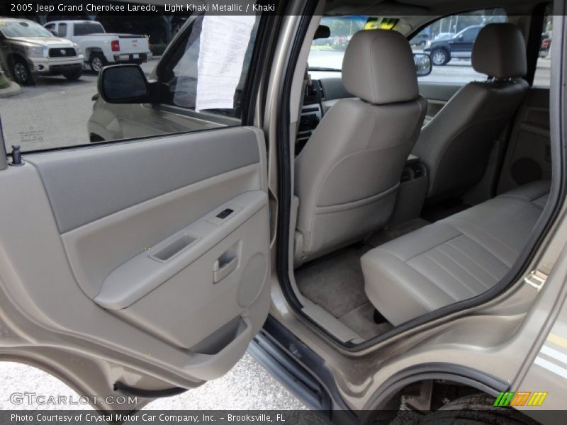 Light Khaki Metallic / Khaki 2005 Jeep Grand Cherokee Laredo
