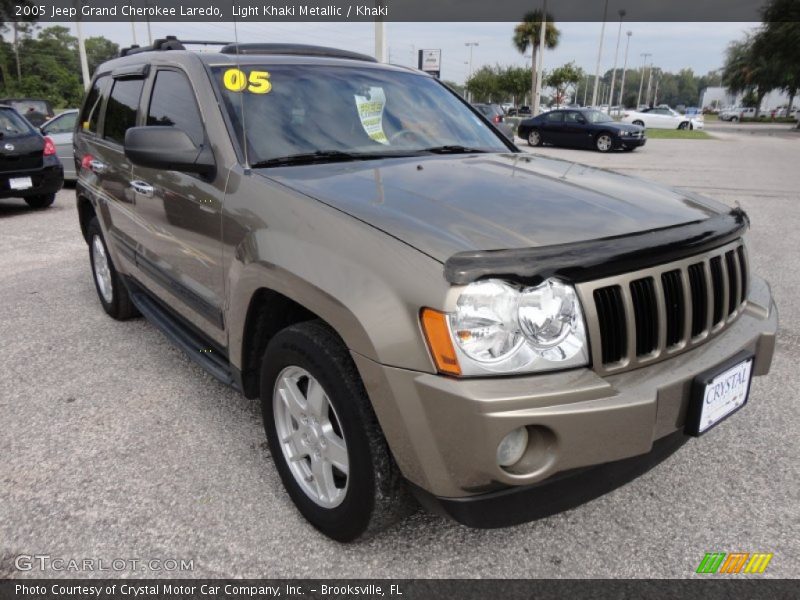 Light Khaki Metallic / Khaki 2005 Jeep Grand Cherokee Laredo