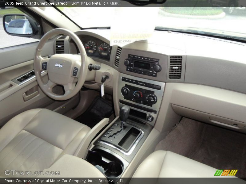 Light Khaki Metallic / Khaki 2005 Jeep Grand Cherokee Laredo