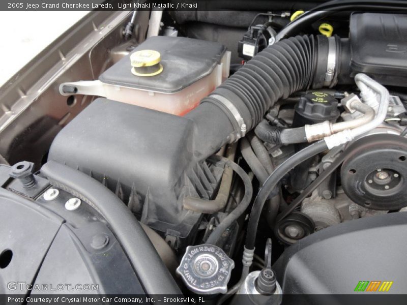 Light Khaki Metallic / Khaki 2005 Jeep Grand Cherokee Laredo