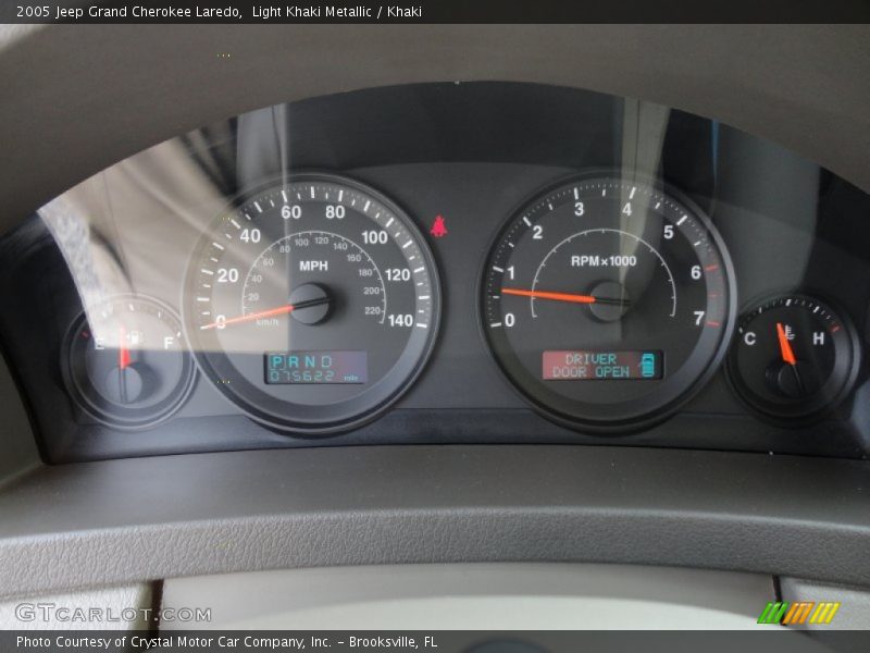 Light Khaki Metallic / Khaki 2005 Jeep Grand Cherokee Laredo