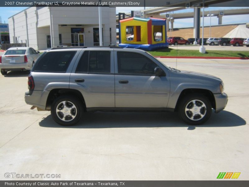 Graystone Metallic / Light Cashmere/Ebony 2007 Chevrolet TrailBlazer LS