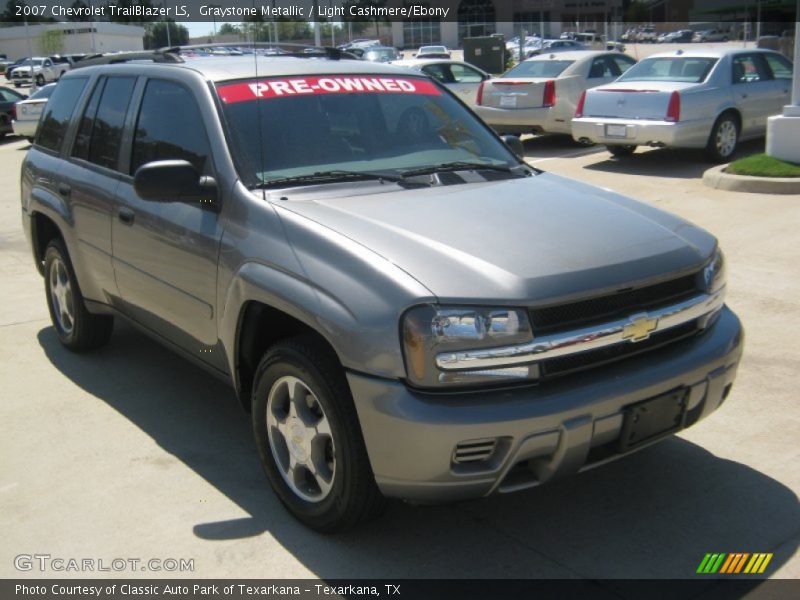 Graystone Metallic / Light Cashmere/Ebony 2007 Chevrolet TrailBlazer LS