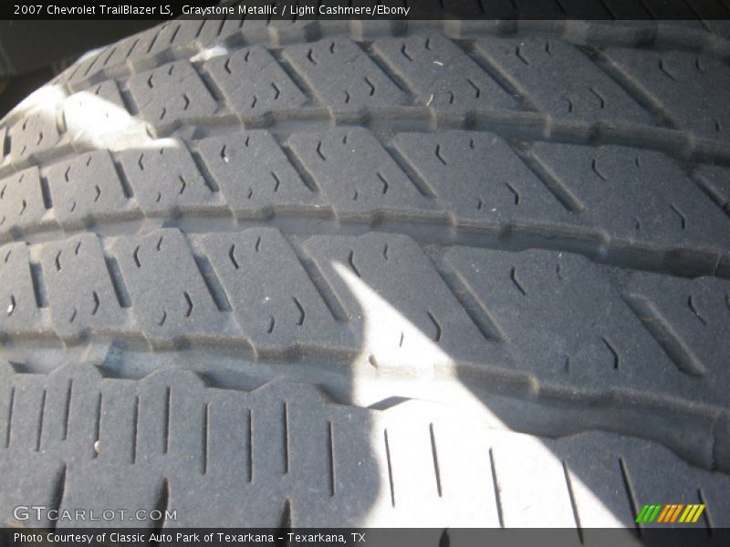 Graystone Metallic / Light Cashmere/Ebony 2007 Chevrolet TrailBlazer LS