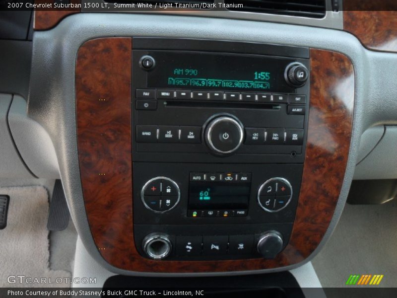 Summit White / Light Titanium/Dark Titanium 2007 Chevrolet Suburban 1500 LT