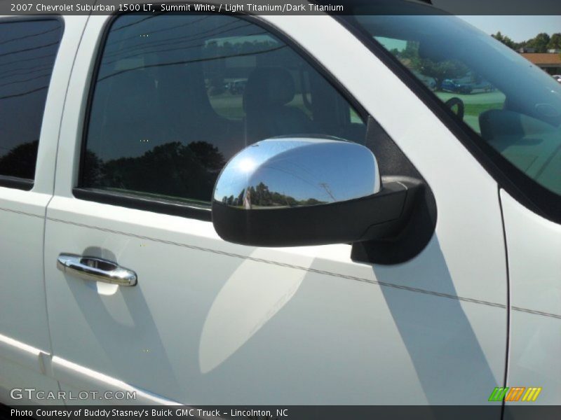 Summit White / Light Titanium/Dark Titanium 2007 Chevrolet Suburban 1500 LT