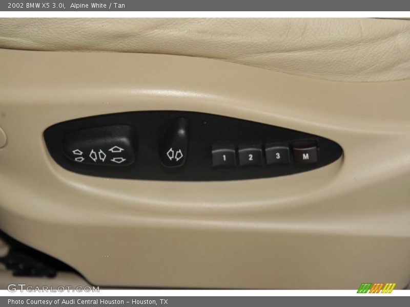 Alpine White / Tan 2002 BMW X5 3.0i