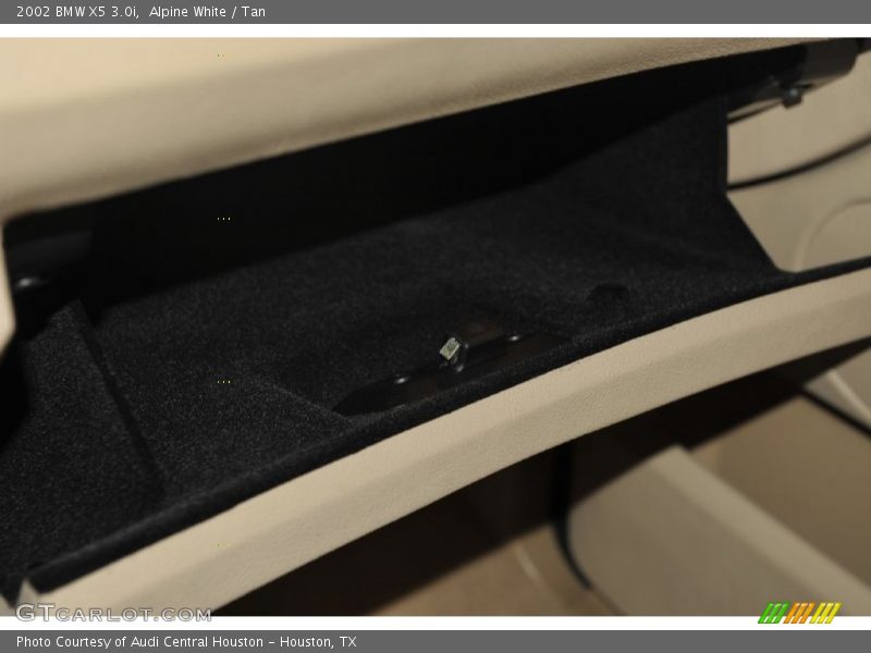 Alpine White / Tan 2002 BMW X5 3.0i