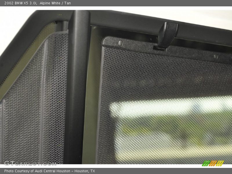 Alpine White / Tan 2002 BMW X5 3.0i