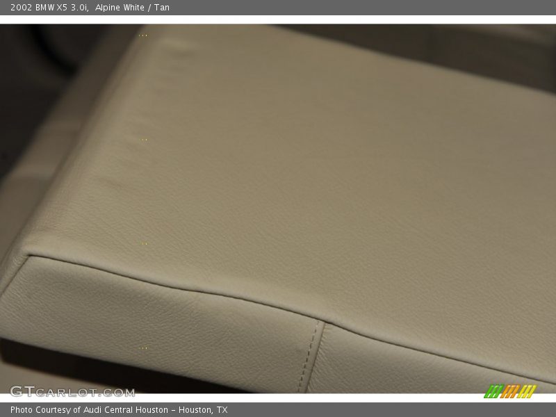 Alpine White / Tan 2002 BMW X5 3.0i