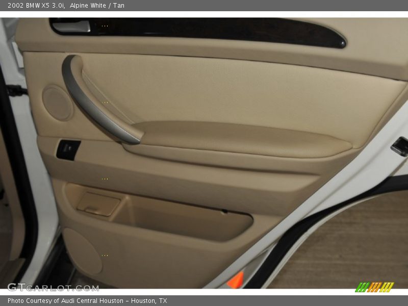 Alpine White / Tan 2002 BMW X5 3.0i