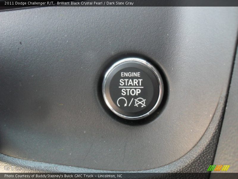 Brilliant Black Crystal Pearl / Dark Slate Gray 2011 Dodge Challenger R/T