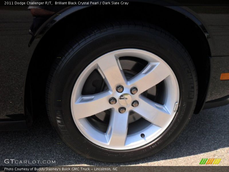 Brilliant Black Crystal Pearl / Dark Slate Gray 2011 Dodge Challenger R/T