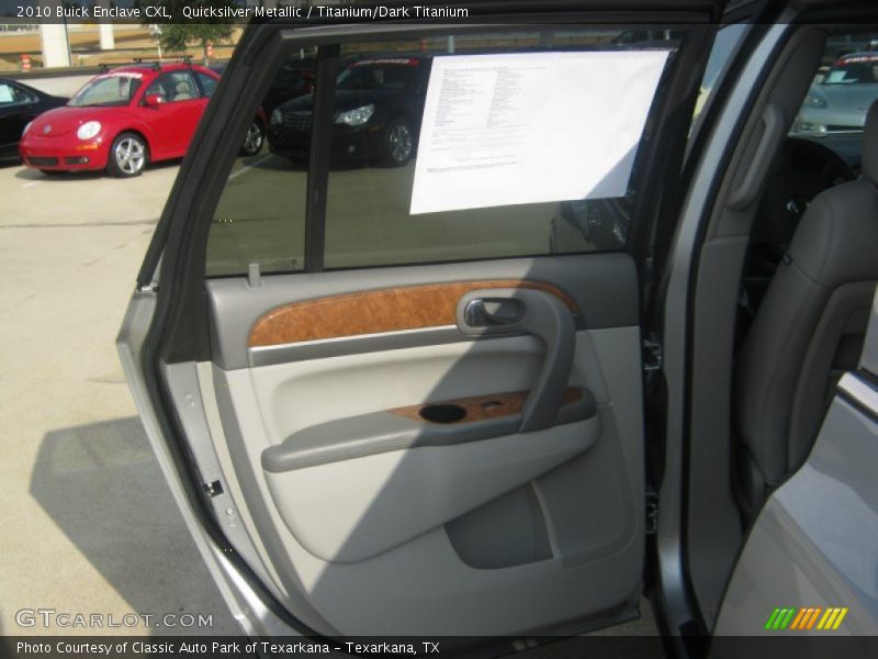 Quicksilver Metallic / Titanium/Dark Titanium 2010 Buick Enclave CXL
