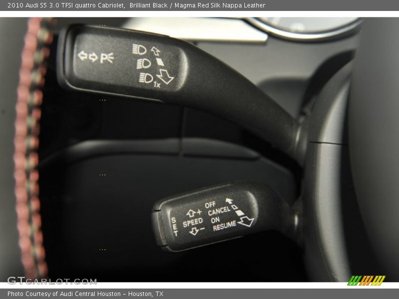 Controls of 2010 S5 3.0 TFSI quattro Cabriolet