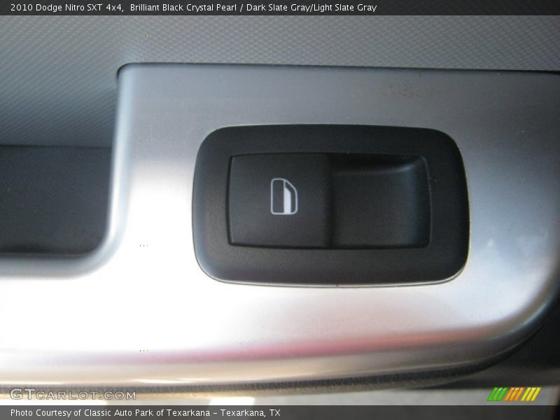 Brilliant Black Crystal Pearl / Dark Slate Gray/Light Slate Gray 2010 Dodge Nitro SXT 4x4