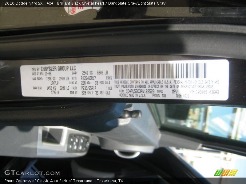 Brilliant Black Crystal Pearl / Dark Slate Gray/Light Slate Gray 2010 Dodge Nitro SXT 4x4