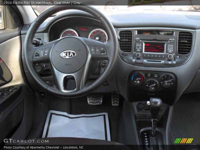 Dashboard of 2010 Rio Rio5 SX Hatchback