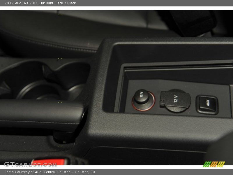 Brilliant Black / Black 2012 Audi A3 2.0T