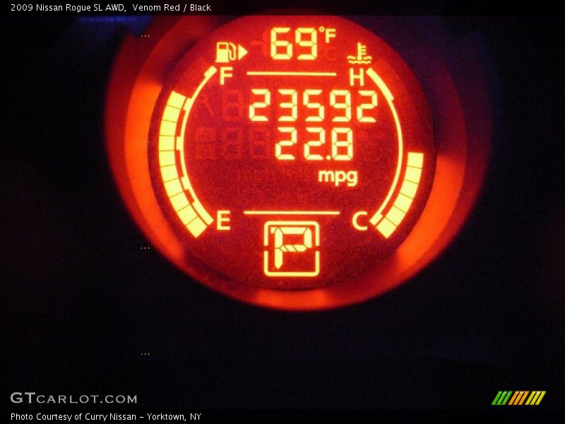 Venom Red / Black 2009 Nissan Rogue SL AWD